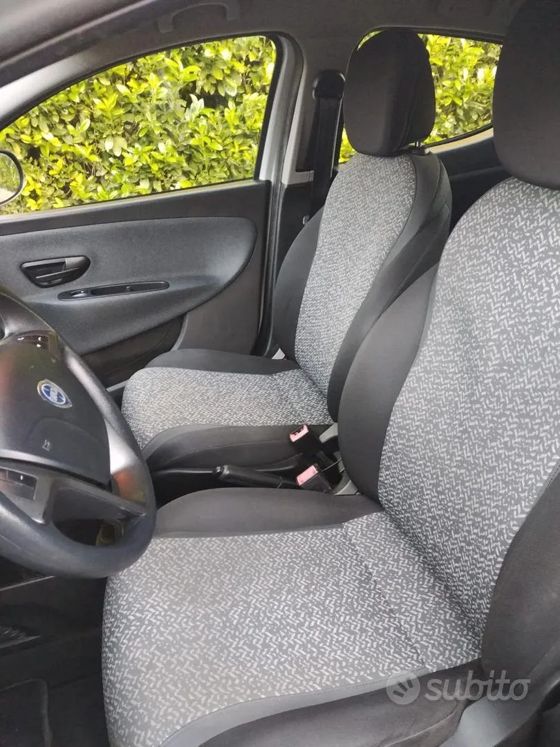 Lancia Ypsilon 2019 photo 3