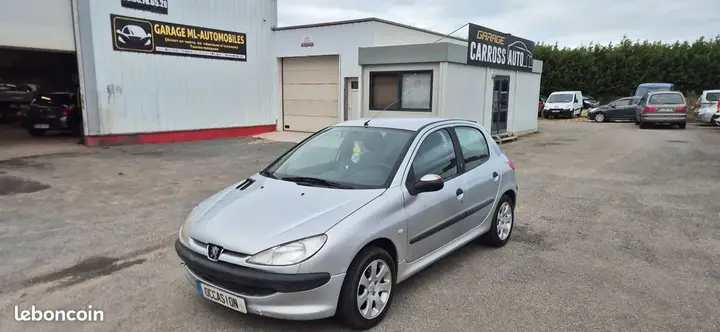 Peugeot 206 2002 photo 2