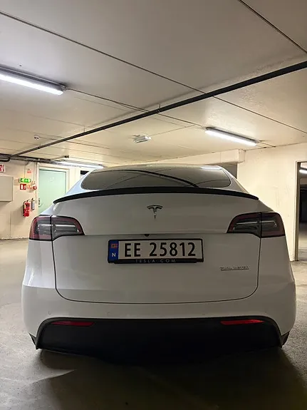 Tesla Model Y 2022 photo 5