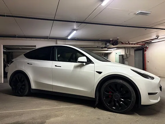 Tesla Model Y 2022 photo 3