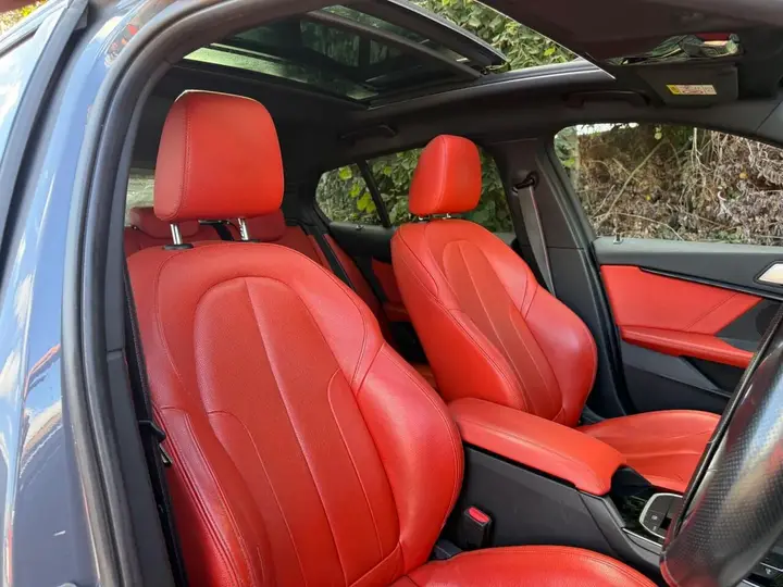 BMW 1 Series 2020 photo 2
