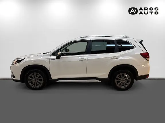 Subaru Forester 2023 photo 4