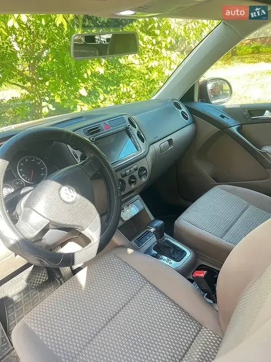 Volkswagen Tiguan 2008 photo 4