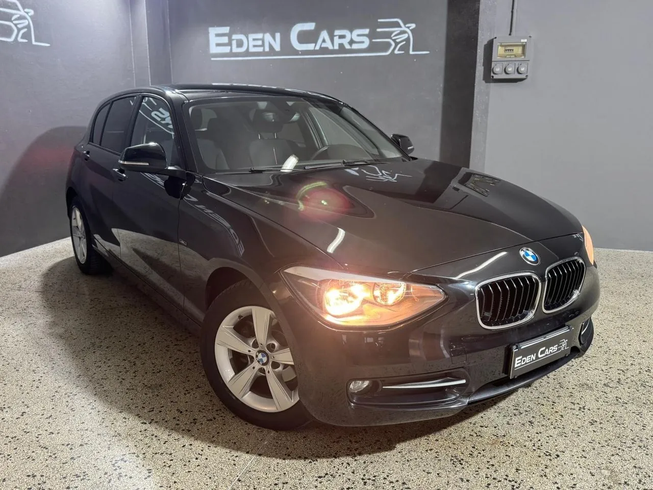 BMW 118 2013 photo 2