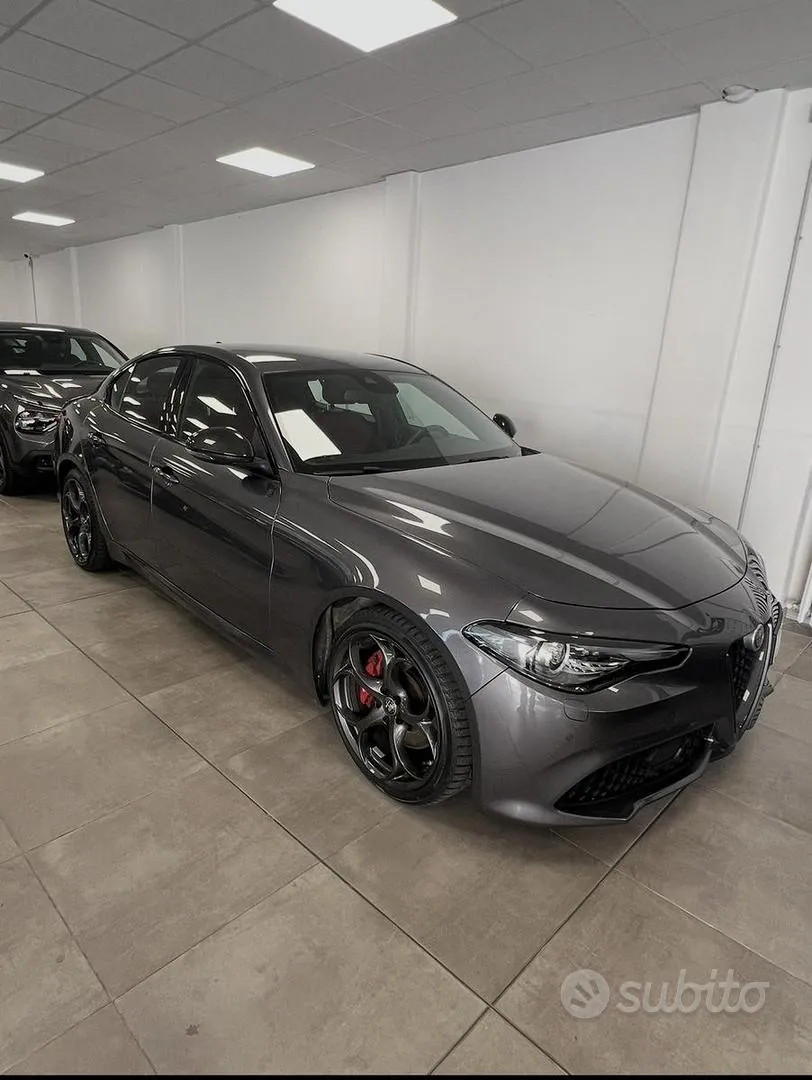 Alfa Romeo Giulia 2019 photo 2