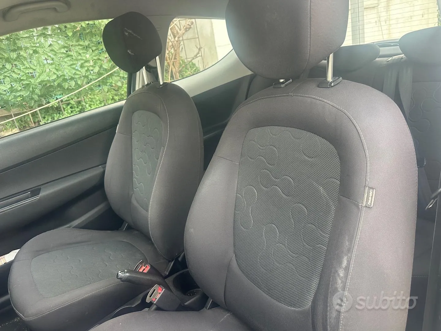 Hyundai I20 2010 photo 3