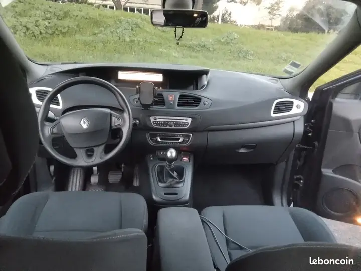 Renault Megane 2009 photo 3