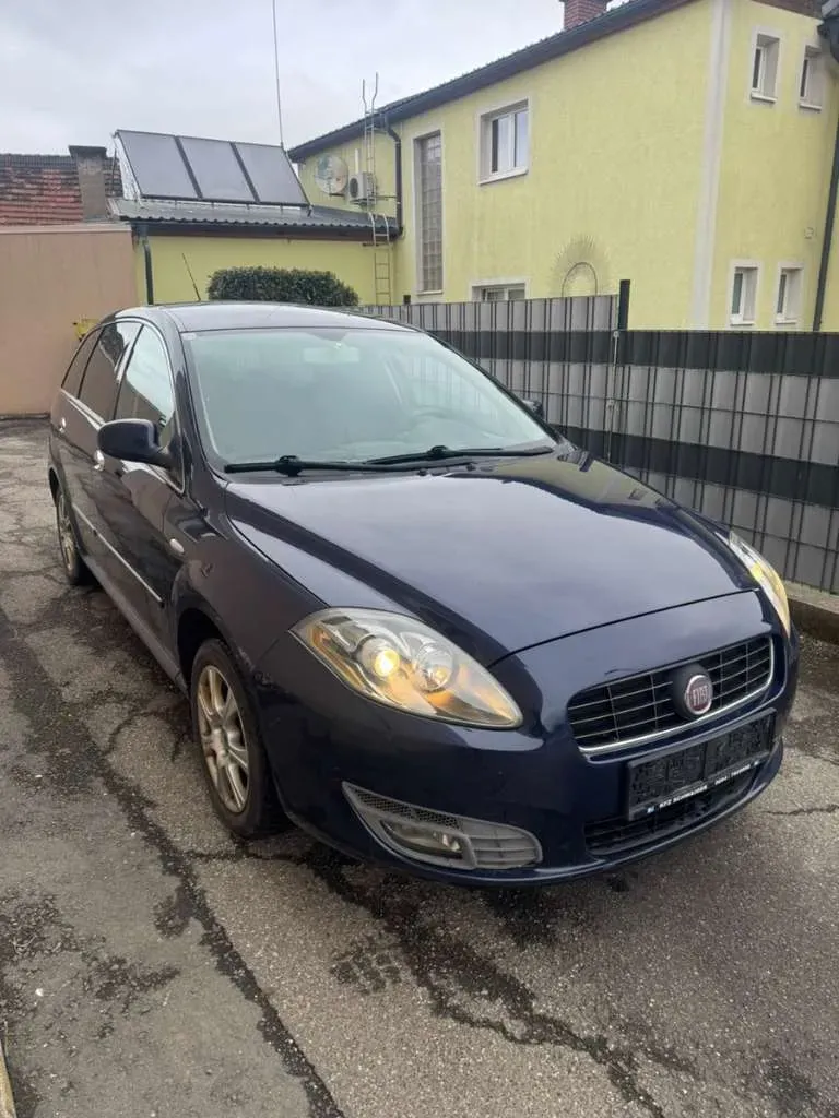 Fiat Croma 2010 photo 3