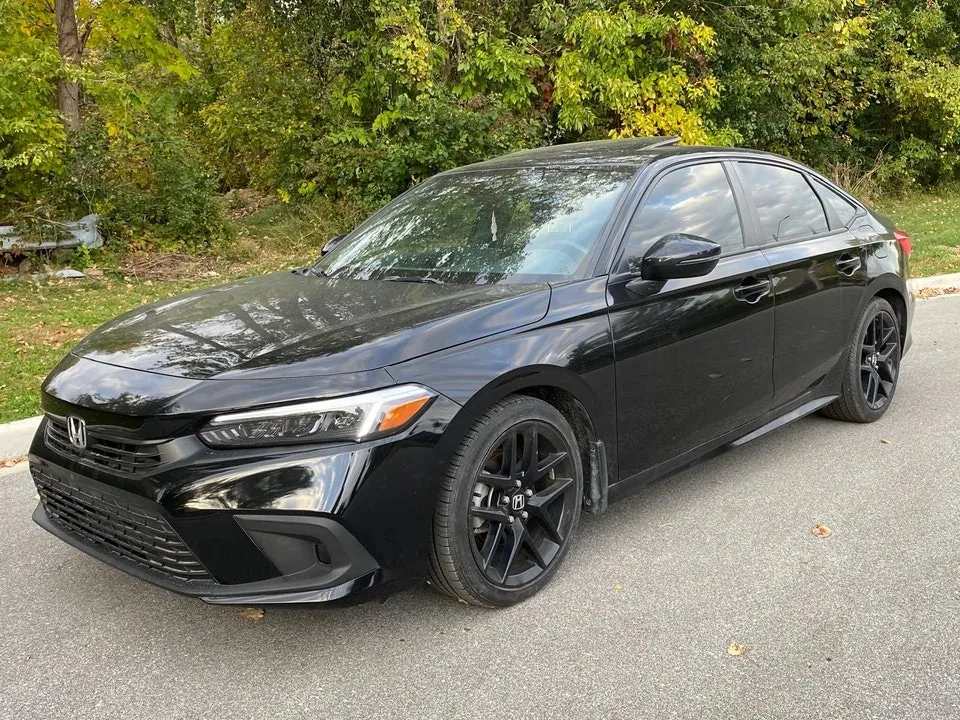 Honda Civic 2025 photo 2