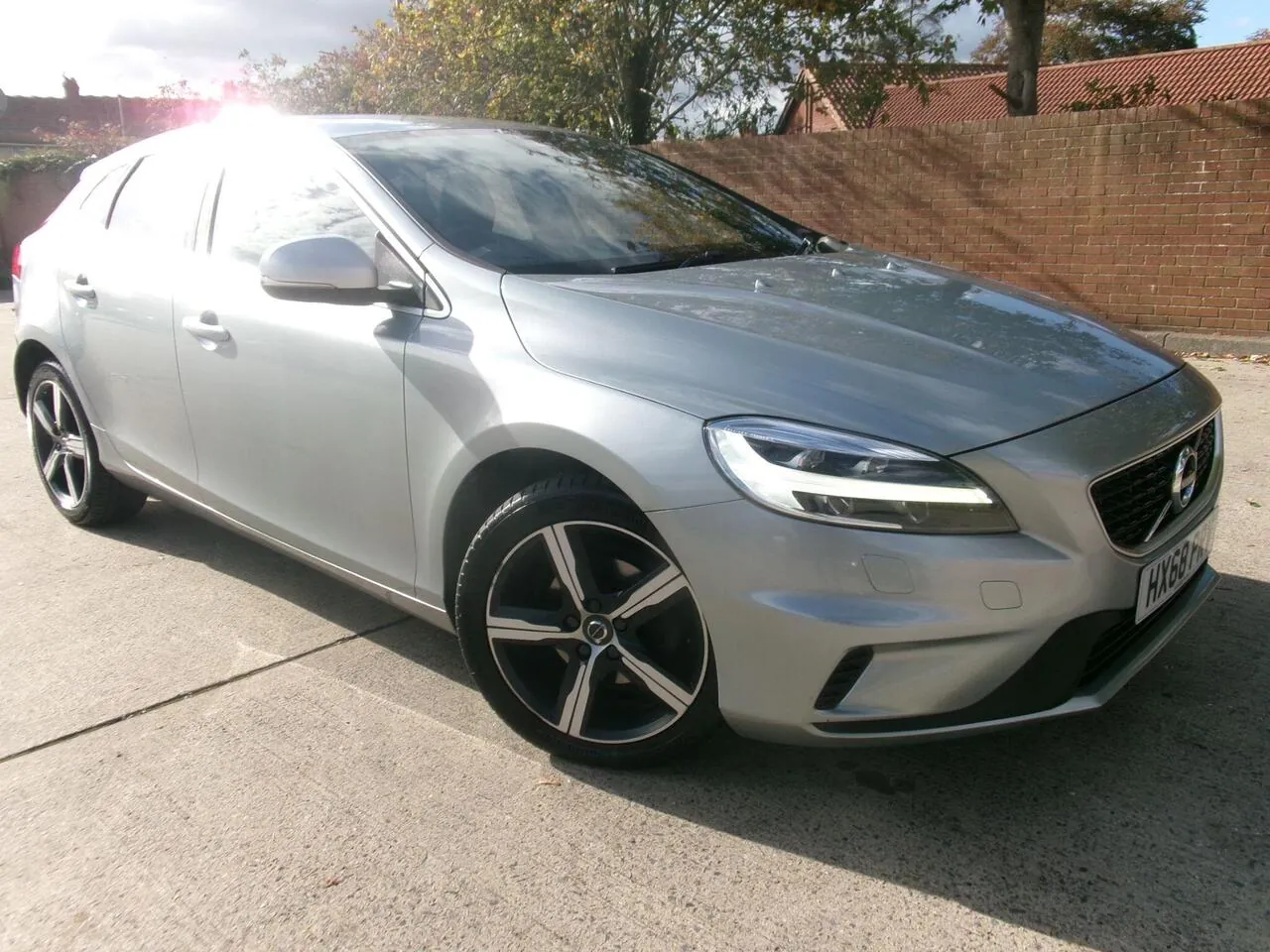 Volvo V40