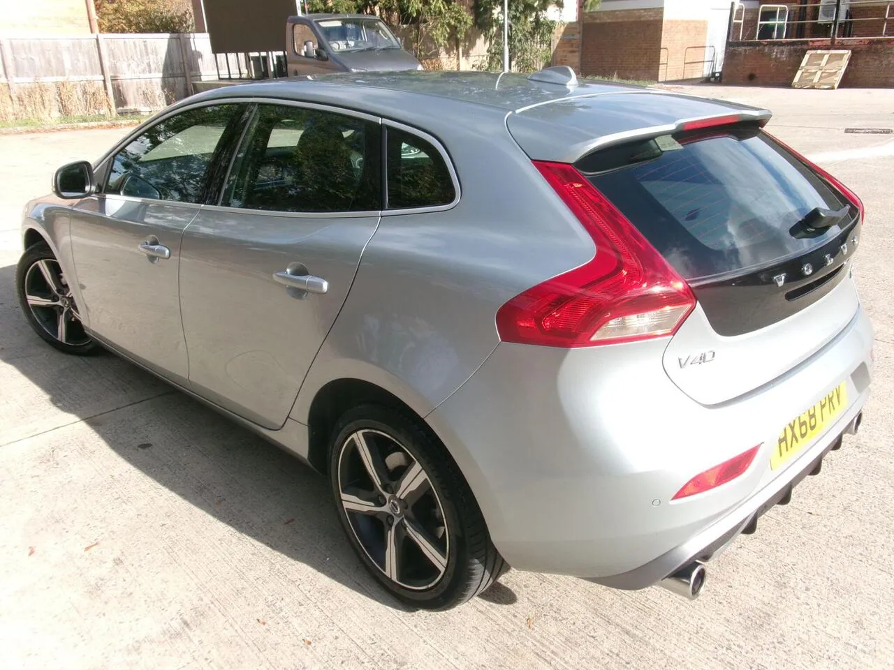 Volvo V40 2018 photo 3