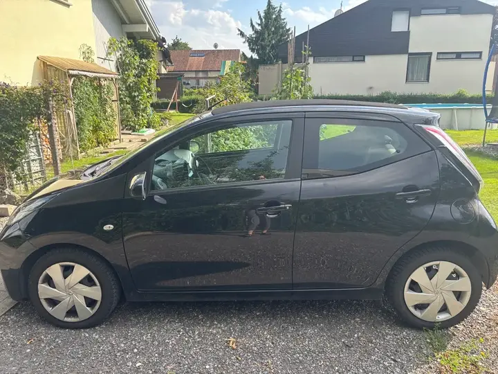 Toyota Aygo 2017 photo 2