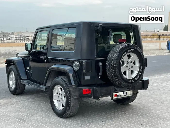 Jeep Wrangler Sahara 2010 photo 4
