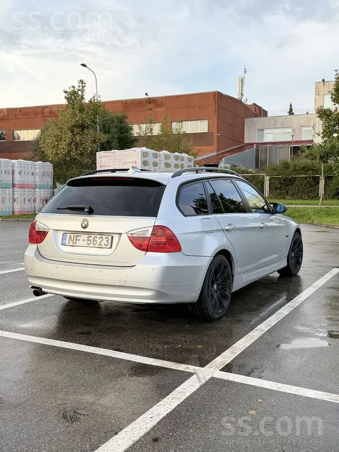 BMW 320 2007 photo 3