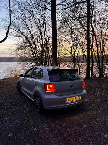 Volkswagen Polo 2012 photo 2