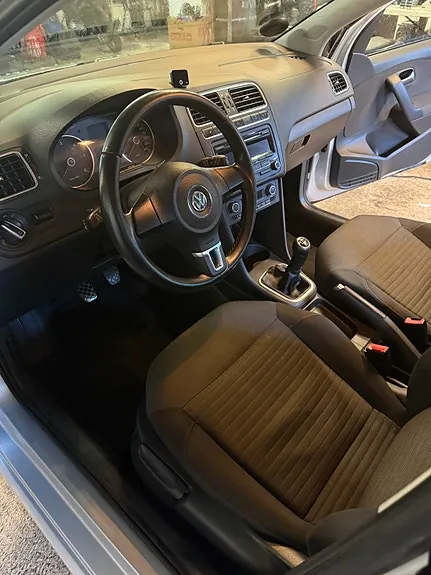 Volkswagen Polo 2012 photo 4
