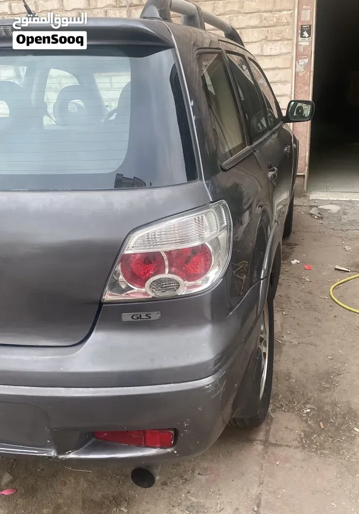 Mitsubishi Outlander 2006 photo 2