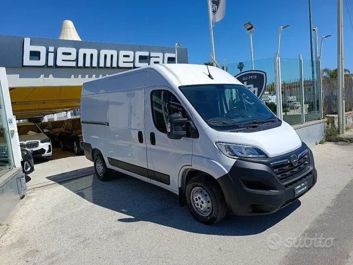 Opel Movano