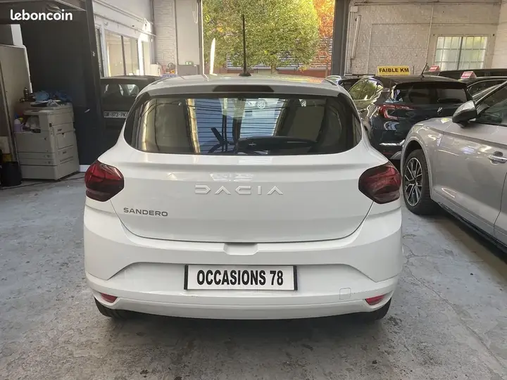 Dacia Sandero 2023 photo 4