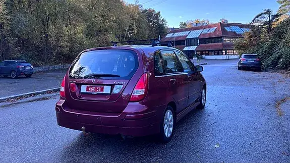 Suzuki Liana 2004 photo 5