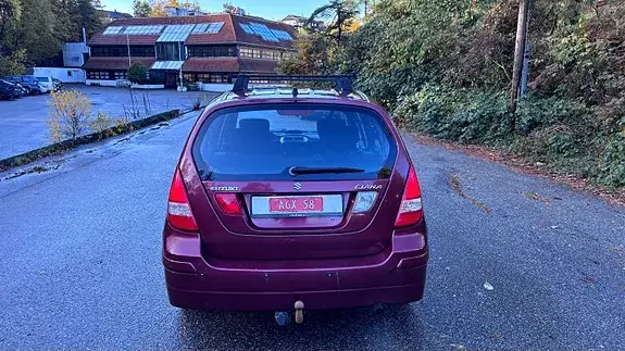 Suzuki Liana 2004 photo 4