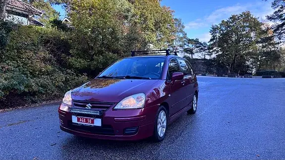 Suzuki Liana