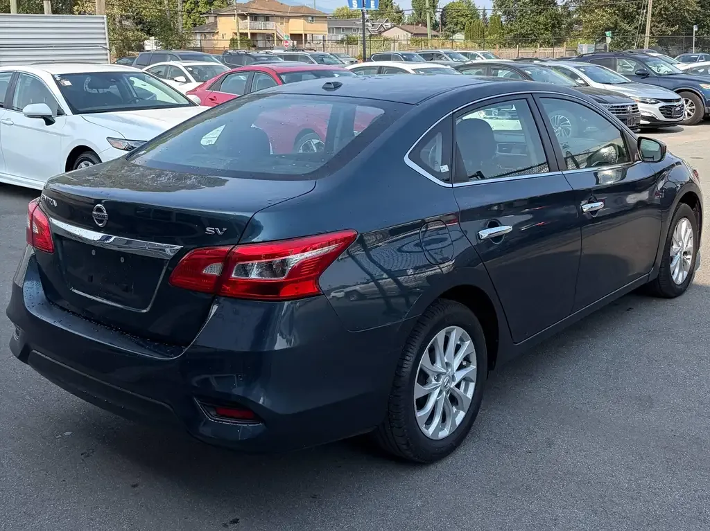 Nissan Sentra 2018 photo 5