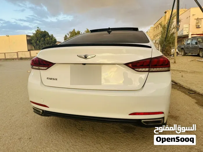 Genesis G80 2016 photo 4
