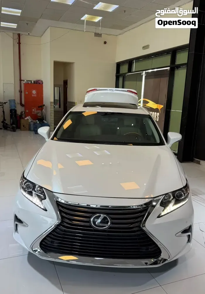 Lexus Es 350 2016 photo 2