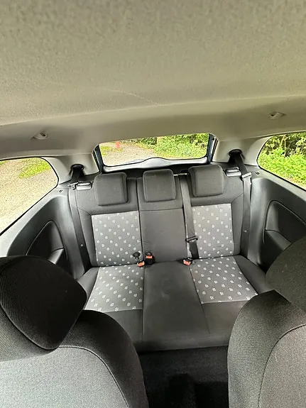 Ford Fiesta 2005 photo 4