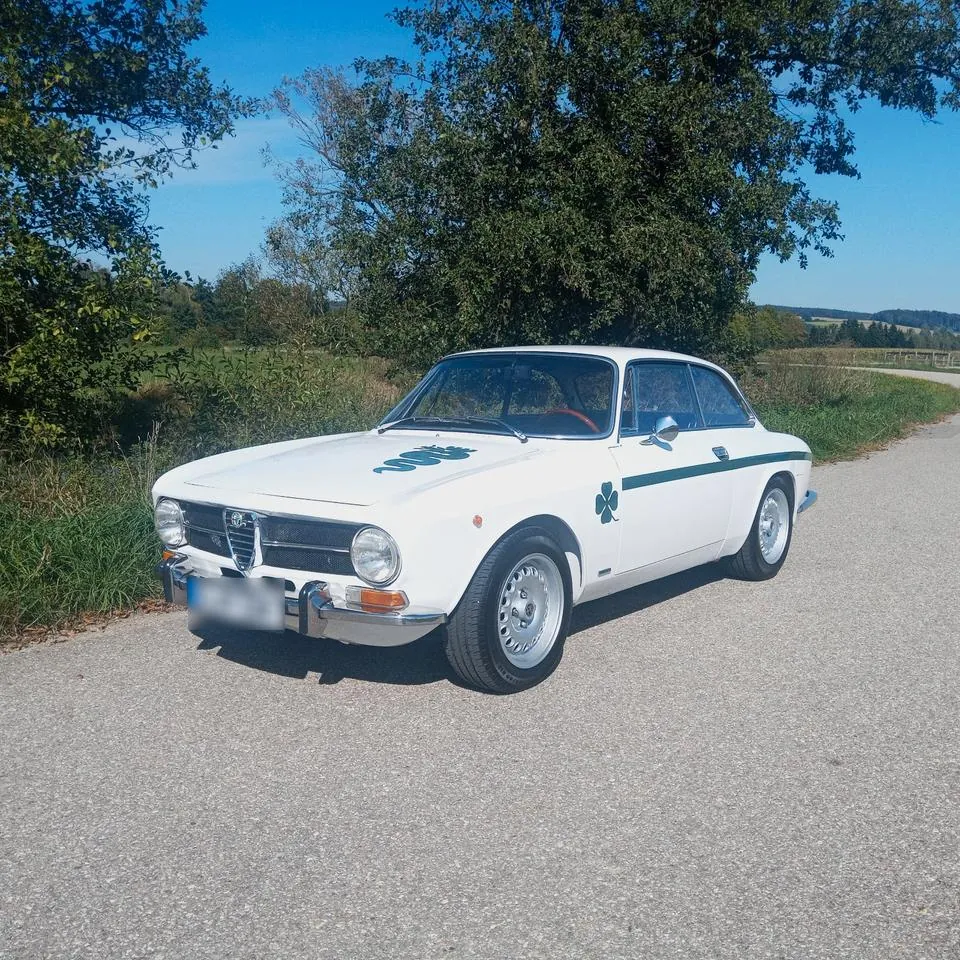 Alfa Romeo Gt 1600 Junior Bertone Gta Tribute