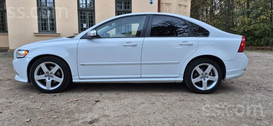 Volvo S40 2009 photo 5