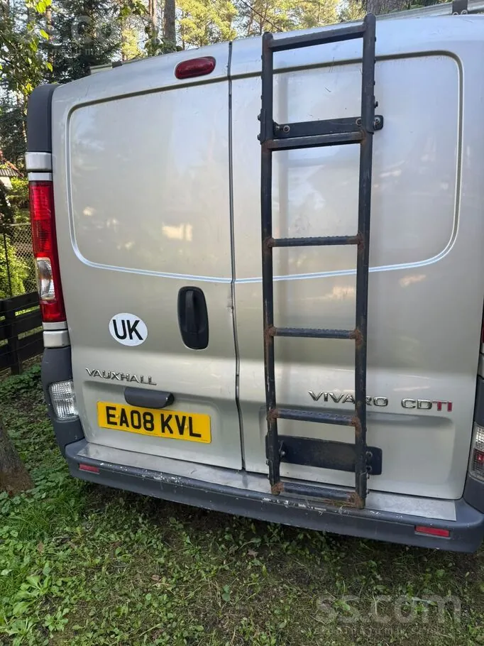 Opel Vivaro 2008 photo 2