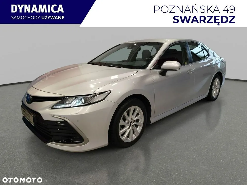 Toyota Camry 2023 photo 3