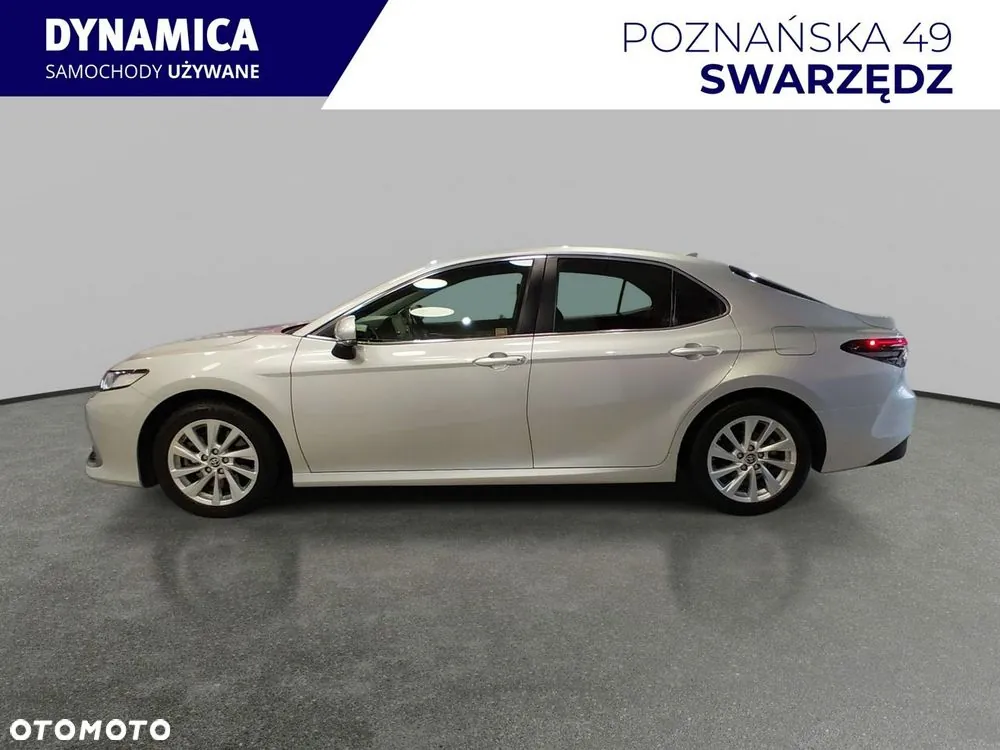 Toyota Camry 2023 photo 4