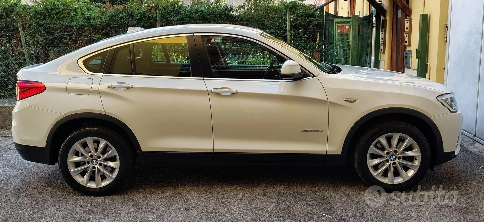 BMW X4 2014 photo 2
