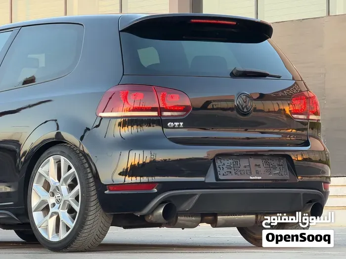 Volkswagen Golf Gti 2012 photo 2