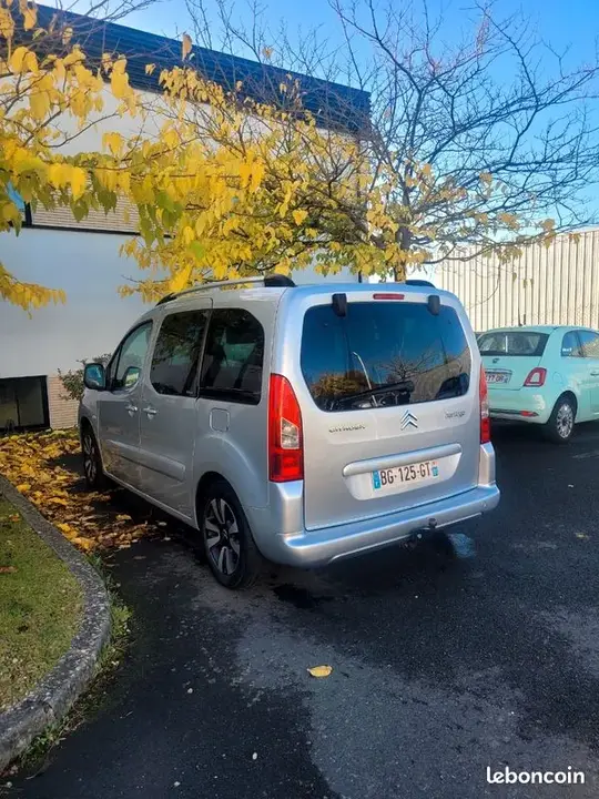 Citroen Berlingo 2011 photo 3