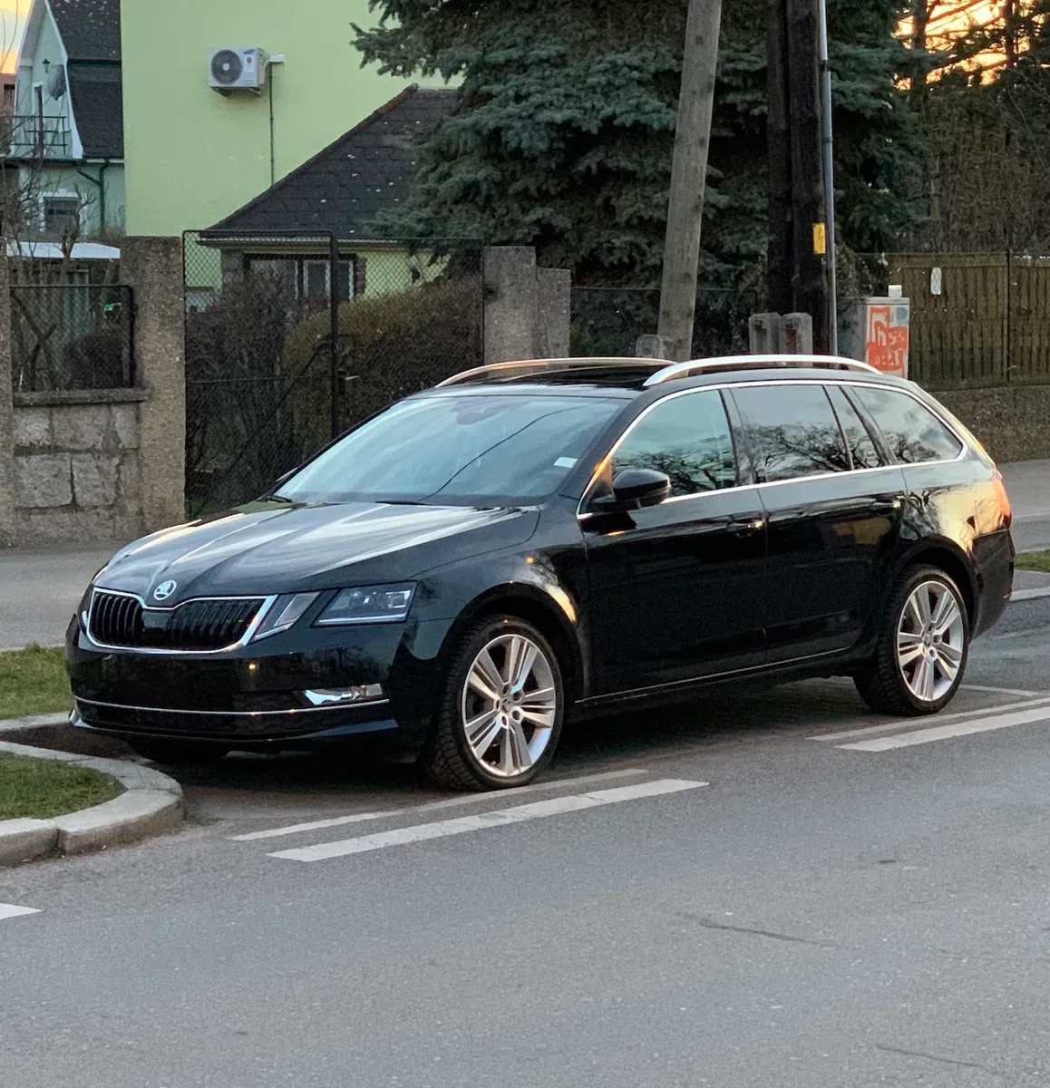 Skoda Octavia 2019 photo 2