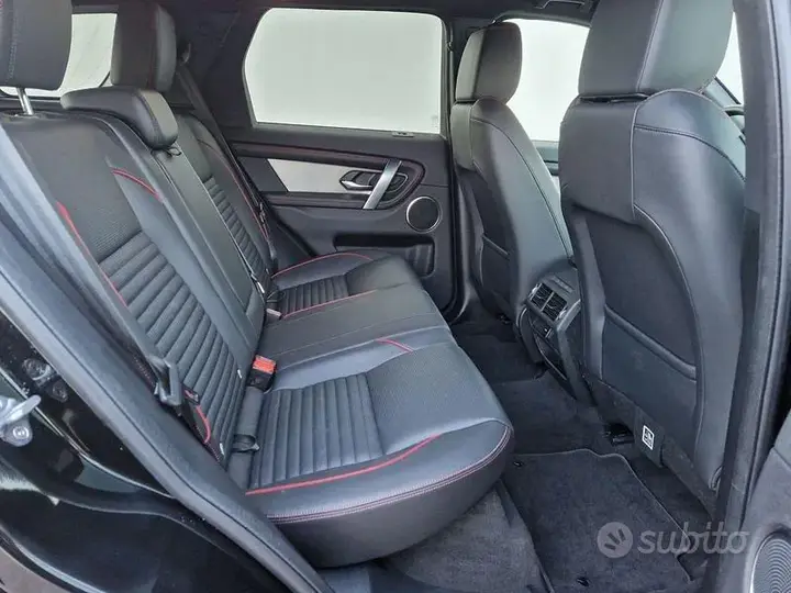 Land Rover Discovery Sport 2022 photo 5