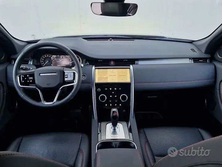 Land Rover Discovery Sport 2022 photo 4