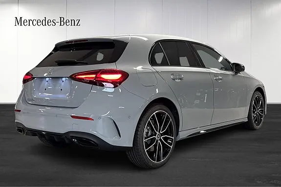 Mercedes-Benz A250 2026 photo 4
