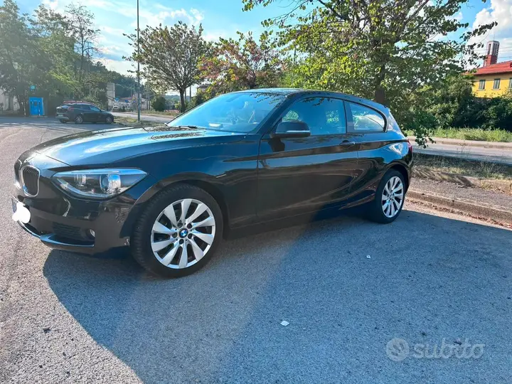 BMW 118D 2012 photo 3