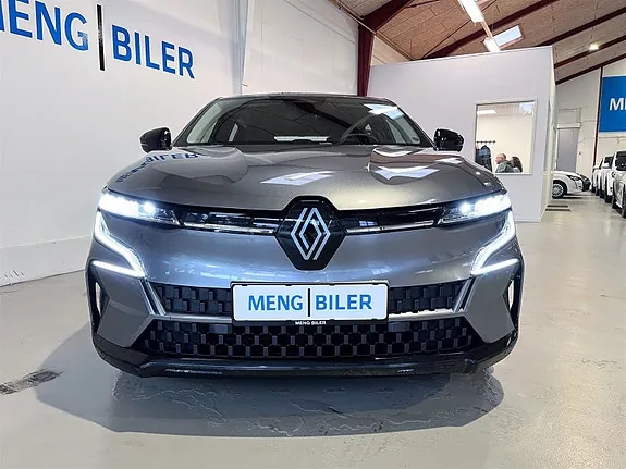 Renault Megane E-Tech 2023 photo 2