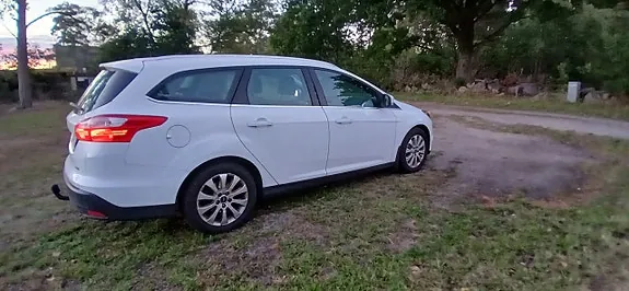 Ford Focus 2014 photo 4