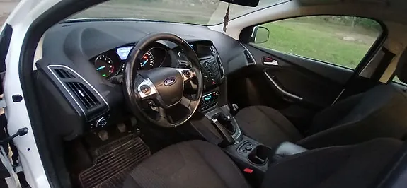 Ford Focus 2014 photo 5