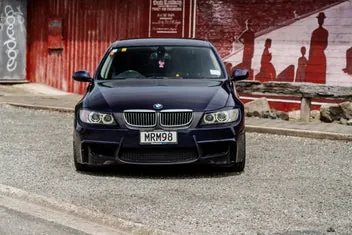 BMW 323I 2008 photo 4