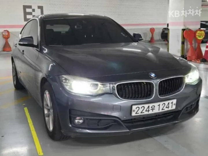 BMW 3 Series Gt 2019 photo 2