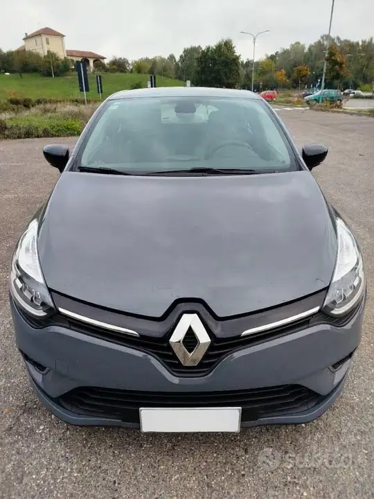 Renault Clio 2018 photo 2