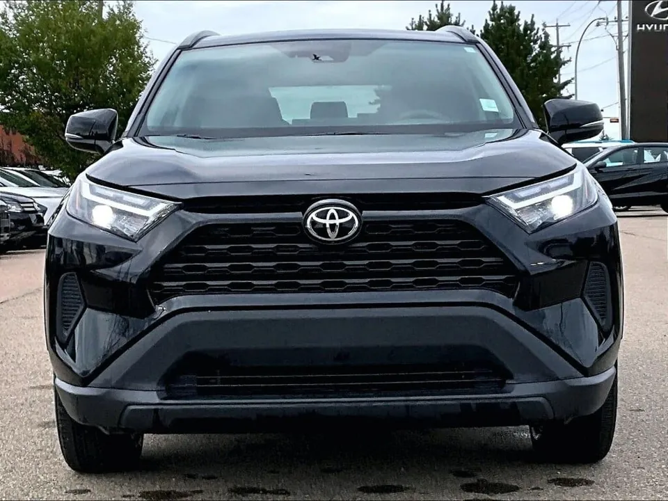 Toyota Rav4 2023 photo 3